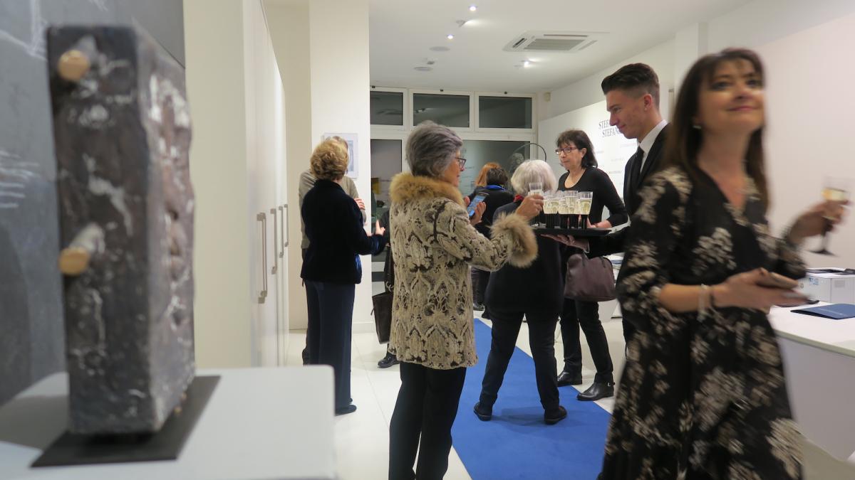 Mostra Venturi Arte & Friends. Sculture in Bronzo di Simona Ragazzi, Salvator Dalì, Bruno Catalano, Rabarama , Antonello Paladino, Leonardo Lucchi. ArtCity Artefiera Bologna 2018 Bologna- Arte Contemporanea.
Studio Stefanellie & Stefanelli