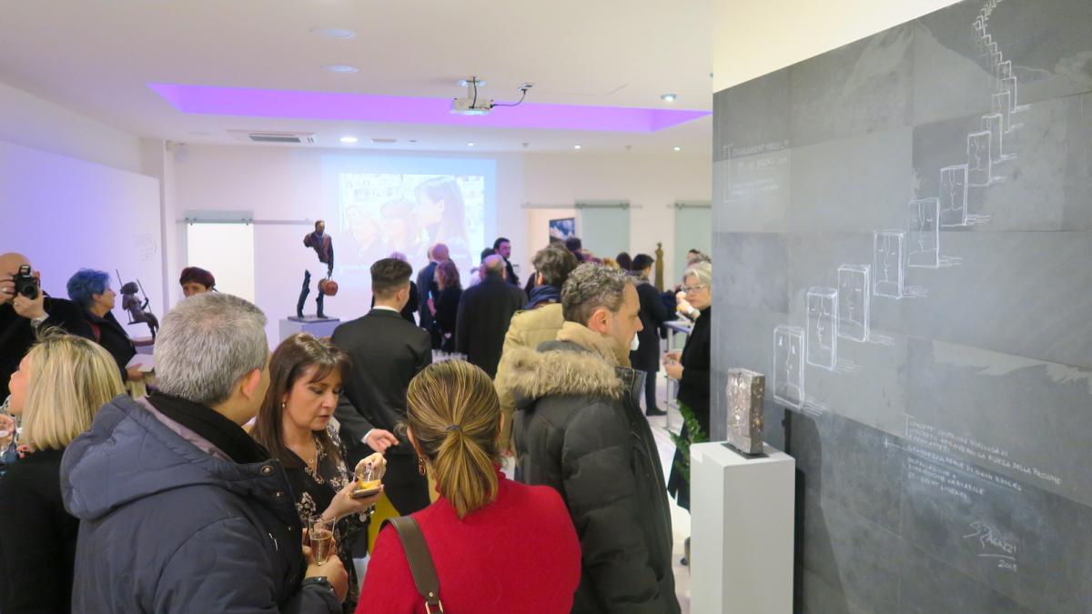 Mostra Venturi Arte & Friends. Sculture in Bronzo di Simona Ragazzi, Salvator Dalì, Bruno Catalano, Rabarama , Antonello Paladino, Leonardo Lucchi. ArtCity Artefiera Bologna 2018 Bologna- Arte Contemporanea.
Studio Stefanellie & Stefanelli
