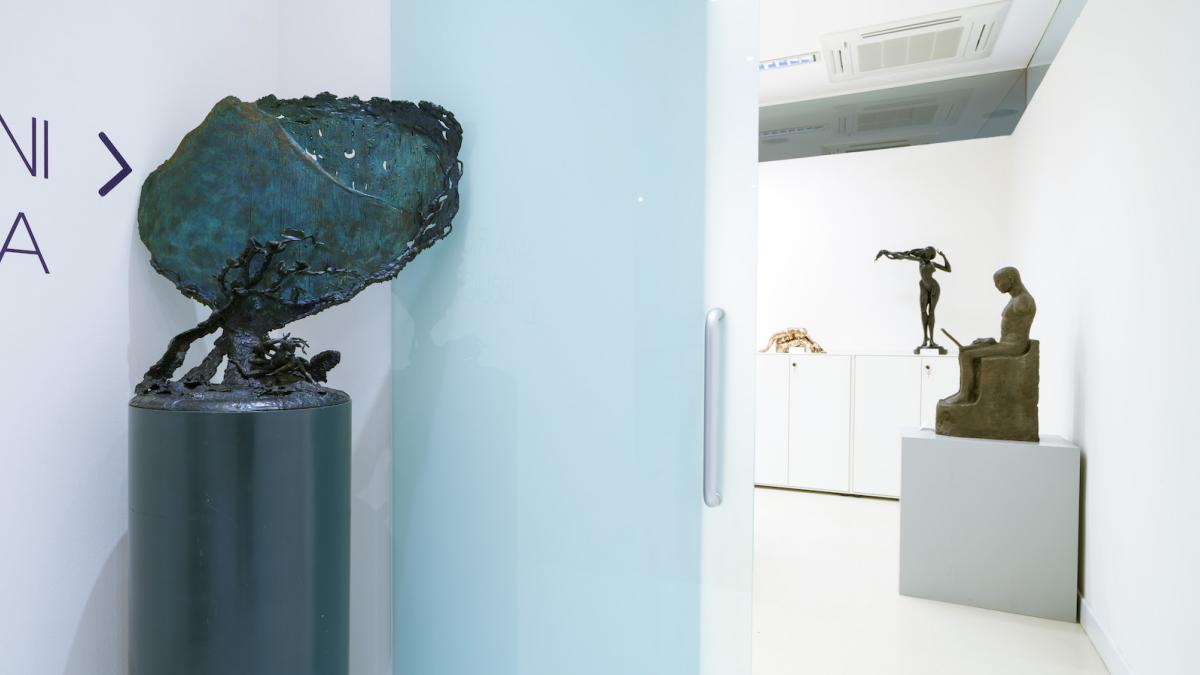 Mostra Venturi Arte & Friends. Sculture in Bronzo di Simona Ragazzi, Salvator Dalì, Bruno Catalano, Rabarama , Antonello Paladino, Leonardo Lucchi. ArtCity Artefiera Bologna 2018 Bologna- Arte Contemporanea.
Studio Stefanellie & Stefanelli
